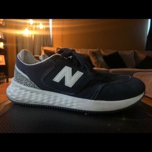 Womens NB sneakers